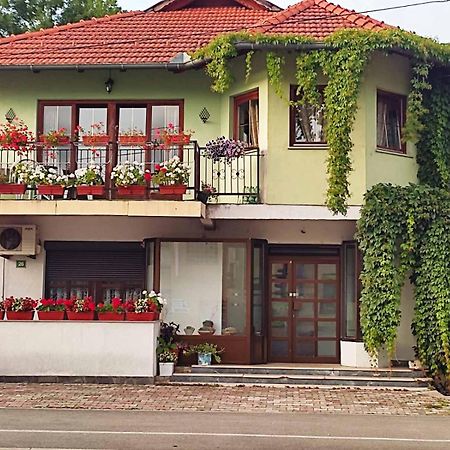 Apartman Hujic Διαμέρισμα Bihać Εξωτερικό φωτογραφία